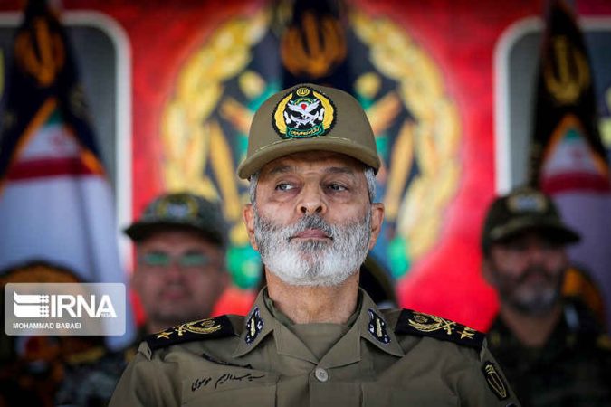 فرمانده کل ارتش: رژیم صهیونیستی و حامیانش منتظر مجازات سختی باشند فرمانده کل ارتش: رژیم صهیونیستی و حامیانش منتظر مجازات سختی باشند