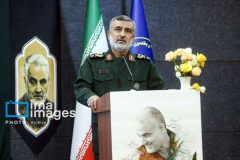 زندگینامه سردار امیرعلی حاجیزاده؛ فرماندهای در آسمان اقتدار زندگینامه سردار امیرعلی حاجیزاده؛ فرماندهای در آسمان اقتدار