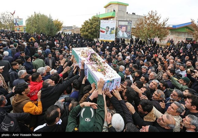 جلسات هماهنگی استقبال از پیکر مطهر شهدای گمنام در شهرستان چوار با حضور فرمانه سپاه استان ایلام برگزار شد. جلسات هماهنگی استقبال از پیکر مطهر شهدای گمنام در شهرستان چوار با حضور فرمانه سپاه استان ایلام برگزار شد.