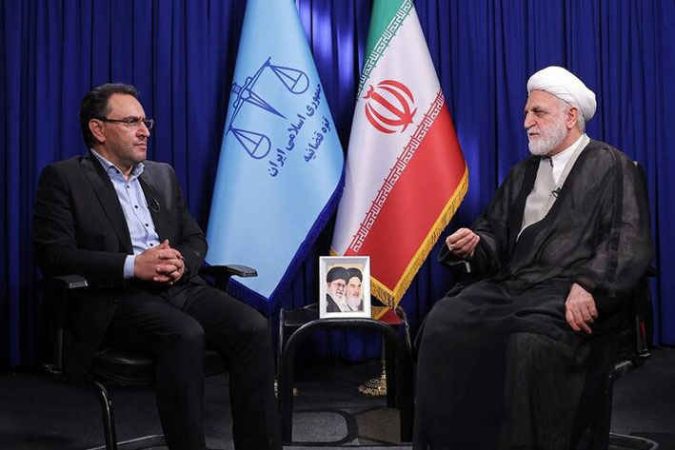 دفاع ایران کاملاً عقلانی و مشروع است/ کمک به دولت برای عبور از شرایط خاص دفاع ایران کاملاً عقلانی و مشروع است/ کمک به دولت برای عبور از شرایط خاص