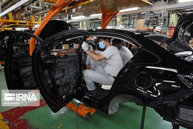 انباشت خودروهای ناقص؛ زیان یا استراتژی فروش؟
