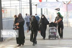 تردد زائران از مهران به حدود ۱۶۰ هزار نفر رسید تردد زائران از مهران به حدود ۱۶۰ هزار نفر رسید