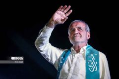 یکسال با پزشکیان؛ گفتمانی که توطئه دشمن را نقش بر آب کرد یکسال با پزشکیان؛ گفتمانی که توطئه دشمن را نقش بر آب کرد