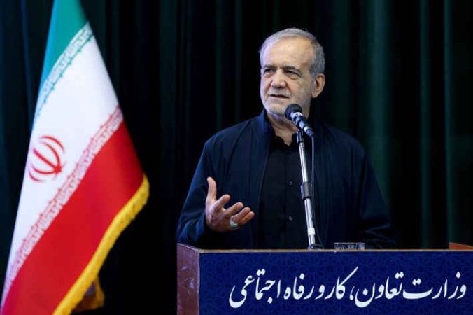 پزشکیان: مردم با شهامت و صلابت خود توطئه دشمن را بی اثر کردند