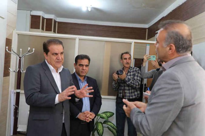 استاندار ایلام: خدمات بهزیستی باید متناسب با شأن و نیاز جامعه هدف ارتقا یابد استاندار ایلام: خدمات بهزیستی باید متناسب با شأن و نیاز جامعه هدف ارتقا یابد
