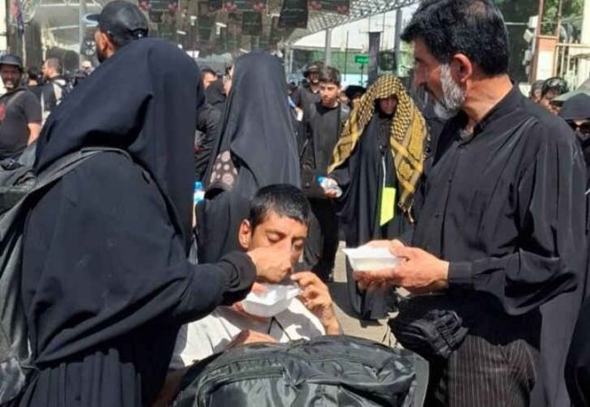 قداست تصاویر اربعینی؛ نابترین لحظههای عاشقی در مسیر خورشید کربلا   ✍️آزاده خرم قداست تصاویر اربعینی؛ نابترین لحظههای عاشقی در مسیر خورشید کربلا   ✍️آزاده خرم