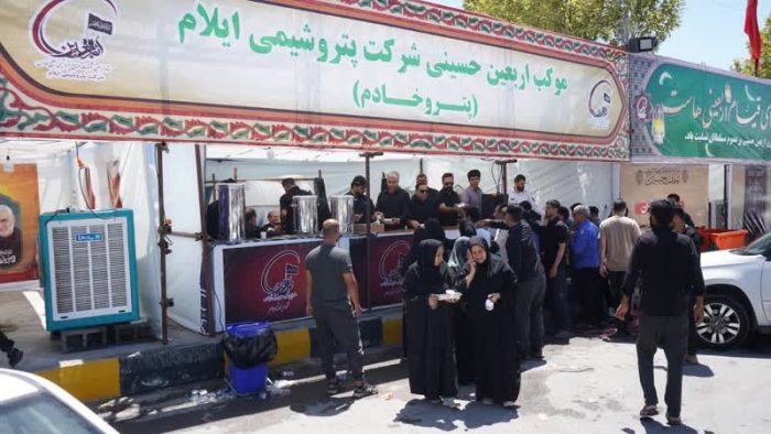 اینجا عشق در منطق فیزیک و قانون شیمی و هیاهوی کمپرسورها گم نمی شود / در موکب پتروشیمی نقیضین به هم می رسند اینجا عشق در منطق فیزیک و قانون شیمی و هیاهوی کمپرسورها گم نمی شود / در موکب پتروشیمی نقیضین به هم می رسند