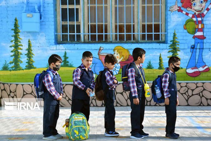 کوله پشتی نامناسب؛ زنگ خطر سلامت دانشآموزان کوله پشتی نامناسب؛ زنگ خطر سلامت دانشآموزان