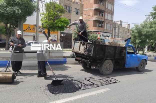 مدیریت شهری ایلام پوستاندازی میکند/ آغاز عملیات خدمت در سراسر شهر مدیریت شهری ایلام پوستاندازی میکند/ آغاز عملیات خدمت در سراسر شهر