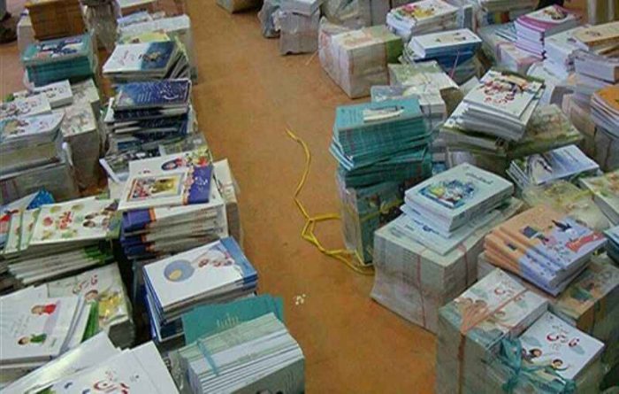 توزیع کامل کتابهای درسی مستلزم انتخاب رشته دانشآموزان است توزیع کامل کتابهای درسی مستلزم انتخاب رشته دانشآموزان است