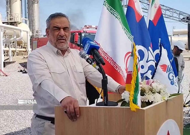 معاون وزیر: ایران را به کارگاه بزرگ صنعت نفت تبدیل میکنیم معاون وزیر: ایران را به کارگاه بزرگ صنعت نفت تبدیل میکنیم