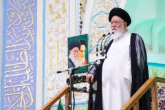 امام جمعه مشهد: فرهنگ جهاد و شهادت در کشور زنده و برقرار است امام جمعه مشهد: فرهنگ جهاد و شهادت در کشور زنده و برقرار است