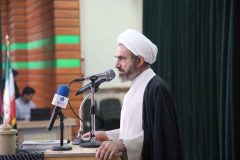 امام جمعه ایلام: انسجام ملی رمز شکست دشمن در جنگ ۱۲ روزه بود امام جمعه ایلام: انسجام ملی رمز شکست دشمن در جنگ ۱۲ روزه بود