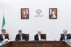 عارف: برای ثبات در بازار به دنبال ایجاد فضای امنیتی نیستیم عارف: برای ثبات در بازار به دنبال ایجاد فضای امنیتی نیستیم
