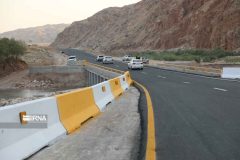 آغاز کار تعریض و بهسازی ۱۴۰ دهنه پل در جاده مهران – دهلران آغاز کار تعریض و بهسازی ۱۴۰ دهنه پل در جاده مهران – دهلران