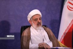 ایلام ظرفیتهای عظیم ملی دارد اما در محرومیت مانده است ایلام ظرفیتهای عظیم ملی دارد اما در محرومیت مانده است