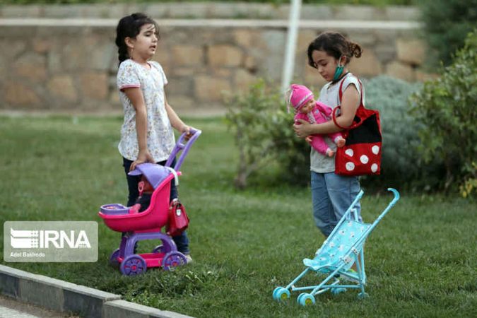 فرزندانتان را در یافتن دوستان خوب همراهی کنید فرزندانتان را در یافتن دوستان خوب همراهی کنید