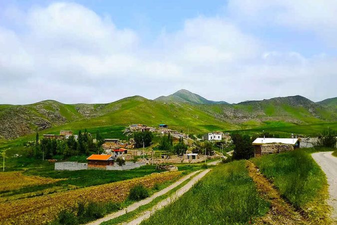 روستای زرگر؛ رازآلودترین روستای قزوین با چهرهای اروپایی روستای زرگر؛ رازآلودترین روستای قزوین با چهرهای اروپایی
