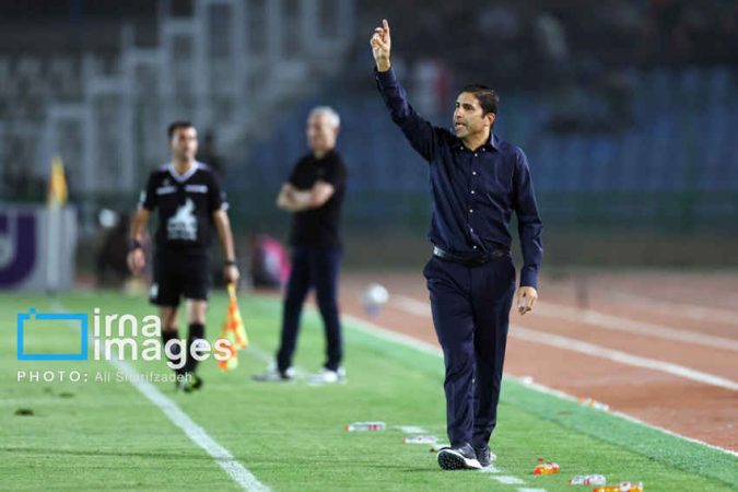 واکنش هاشمیان به شایعات پایان کار در پرسپولیس: شاید امشب شروع فصل جدید باشد! واکنش هاشمیان به شایعات پایان کار در پرسپولیس: شاید امشب شروع فصل جدید باشد!