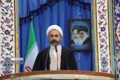 امام جمعه ایلام: تکیه بر توان داخلی کلید گذر از مشکلات اقتصادی است امام جمعه ایلام: تکیه بر توان داخلی کلید گذر از مشکلات اقتصادی است
