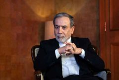 عراقچی: بار دیگر دیپلماسی را به اروپا پیشنهاد میدهم عراقچی: بار دیگر دیپلماسی را به اروپا پیشنهاد میدهم