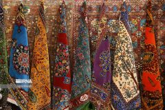 فرش ایرانی زیر پای تاریخ، از واتیکان تا پادشاهان فرش ایرانی زیر پای تاریخ، از واتیکان تا پادشاهان