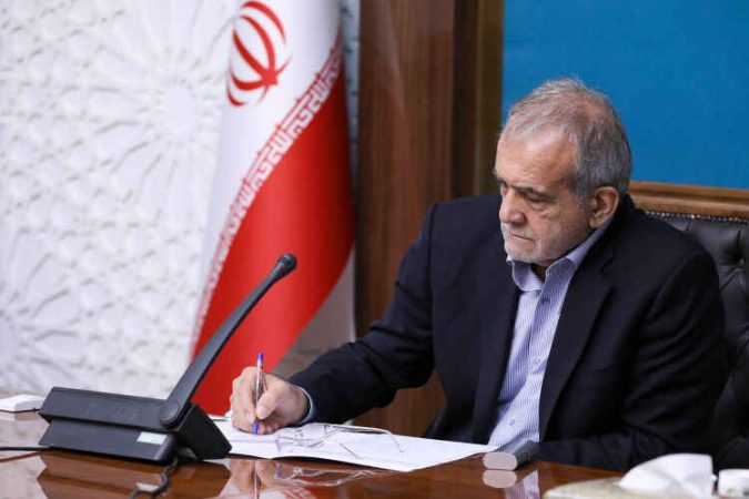 قدردانی رئیس جمهور از حضور پرشور و مسئولانه ملت ایران در راهپیمایی ۲۲ بهمن