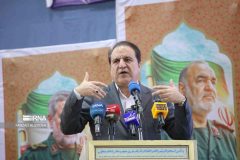 استاندار ایلام: گشایش مرزهای جدید راهبرد دولت در برابر دیوارکشی دشمنان است