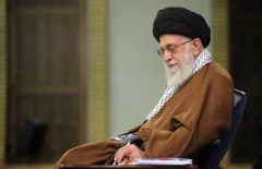 پیام رهبر انقلاب درخصوص حادثه آتشسوزی در اسکله شهید رجایی بندرعباس پیام رهبر انقلاب درخصوص حادثه آتشسوزی در اسکله شهید رجایی بندرعباس