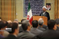 امام جمعه ایلام: مرز مهران به مدیریت اصولی برای تکریم زائران نیاز دارد امام جمعه ایلام: مرز مهران به مدیریت اصولی برای تکریم زائران نیاز دارد