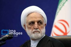 رئیس قوه قضاییه:با افرادی که در راستای منافع دشمن عمل کنند با قاطعیت برخورد می‌شود