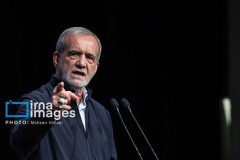 واکنش رئیس جمهور به برخی اخبار درباره تحرکات ترامپ برای تغییر نام خلیج فارس واکنش رئیس جمهور به برخی اخبار درباره تحرکات ترامپ برای تغییر نام خلیج فارس