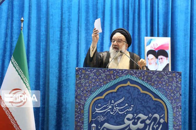 آیت الله خاتمی: ترامپ با ادعای تغییر نام خلیج فارس، انقلابی و غیرانقلابی را دشمن خود کرد آیت الله خاتمی: ترامپ با ادعای تغییر نام خلیج فارس، انقلابی و غیرانقلابی را دشمن خود کرد