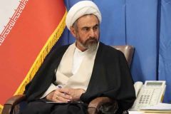 امام جمعه ایلام: خلیج فارس نماد تمدن و هویت ایرانی است امام جمعه ایلام: خلیج فارس نماد تمدن و هویت ایرانی است