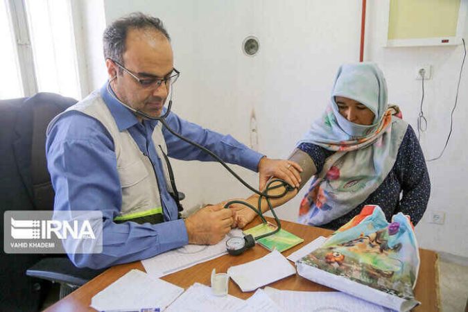 تحقق عدالت در سلامت از مسیر پزشک خانواده/جنگ مانع حرکت ما به سمت جلو نمی‌شود