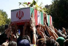 پیکر پاک یک شهید گمنام در پایانه برکت مرز مهران خاکسپاری میشود پیکر پاک یک شهید گمنام در پایانه برکت مرز مهران خاکسپاری میشود